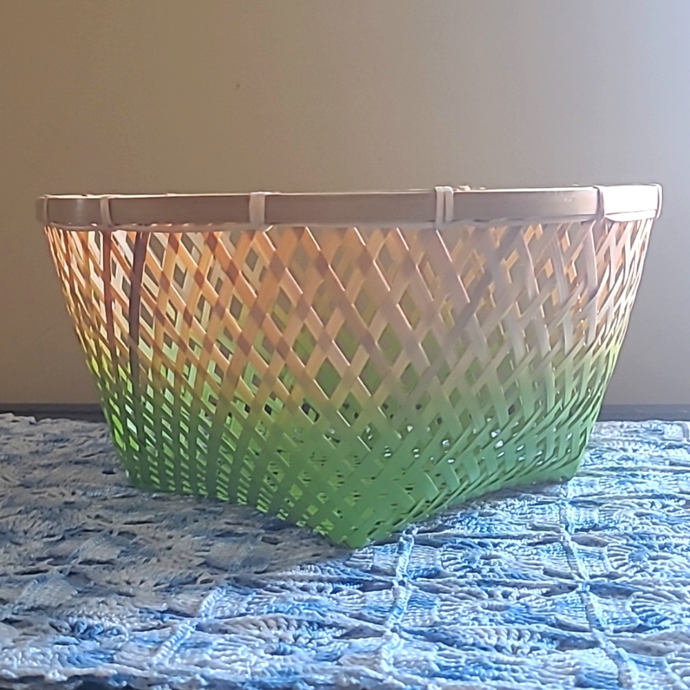 Woven Beige & Green Basket